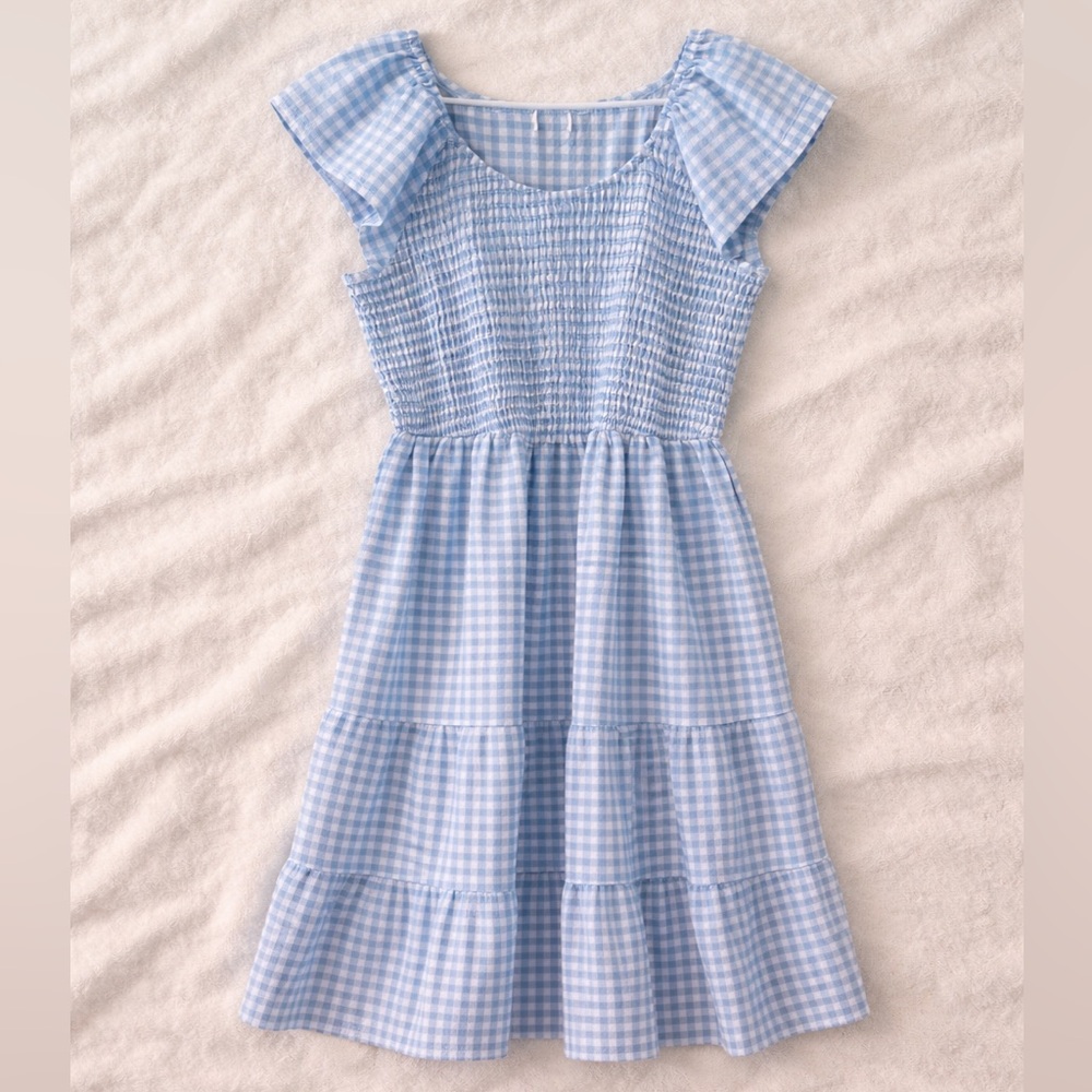 Chloe + Rene Blue/White Gingham Smocked Sundress Large Flutter Sleeve Dress